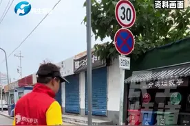 外卖骑手帮扔垃圾引热议！京东回应：处于测试阶段，并未正式上线。“每单平台会补贴骑手0.5元，骑手自愿参加 用户可打赏 平台无强制要求”。