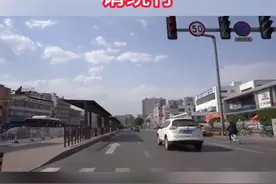注意！兰州这里占道施工，请绕行
#兰州兰州 #施工 #本地热点新闻视频封面