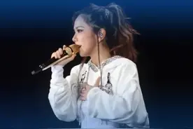 #邓紫棋 重录专辑不构成侵权 #律师 “合法上线有依据”#热点