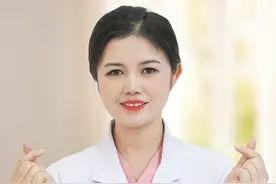 带你看看女医生的一天门诊，在此祝广大学子旗开得胜，心想事成 #医生日常 #高考加油 #女医生 #泌尿健康保卫战 #科普一下视频封面