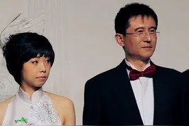 独宠袁立12年，分手后转身与张怡宁闪婚，徐威过得怎么样？#袁立 #徐威 #张怡宁 #抖音小助手