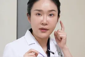 耳朵边上有个小洞，是怎么回事？ #宝宝耳朵#育儿#育儿知识分享#硬核健康科普行动 #宝宝护理视频封面