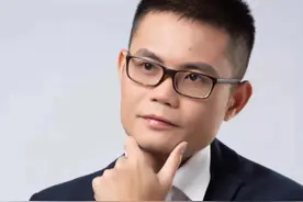 买卖U究竟能做吗？张三做U商日流水300万每天赚4千#律师咨询视频封面