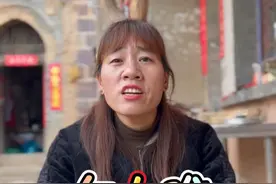 女人这辈子太难了，心是父母的，身体是老公的，时间是孩子的 ，只有心酸和无奈是自己的！ #女人不容易 #夫妻相处之道 #情感共鸣 #婚姻家庭 #婚姻情感视频封面