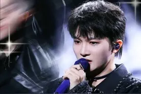 锐评周深《云裳羽衣曲》戏腔工作人员都听呆了! #内容启发搜索