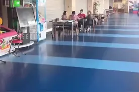 于东来直播员工午休打麻将，于东来：“开心快乐啊，多赢点”视频封面