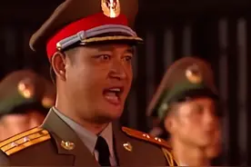 “我代表中国人民解放军驻香港部队接管军营，你们可以下岗，我们上岗！” 让英军“下岗”的指挥官谭善爱再说25年前的这段话视频封面