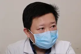 白内障手术两眼可以一起做吗#白内障手术 #医学科普 #眼科 #硬核健康科普行动视频封面