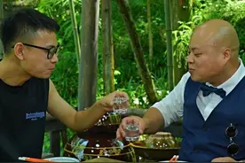 好菜配好酒，麻辣鲜香，如此甚好。#新农人计划2024#乡村生活家#寻山探海#精致田园视频封面