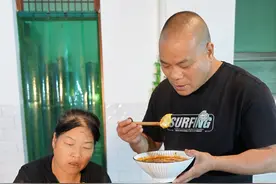 闲不住闲不住根本闲不住，香菜大肉馅的饺子也太太太好吃了 #我的乡村生活 #天冷了吃点啥 #村里生活 #今天吃啥 #饺子视频封面