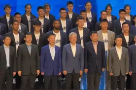 北京首钢男女篮举办誓师大会，新援正式亮相#cba  #北京首钢视频封面
