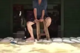 8月18日据央视财经，由于海平面上升，泰国首都曼谷或在几十年内被海水淹没视频封面