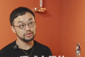 不儿,现在年轻人都喝这个吗❓ #PhilipColbert#尊尼获加蓝牌#威士忌推荐#威士忌品酒记视频封面