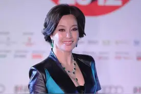 为什么74岁刘晓庆，突然被那么多年轻人追捧？ #刘晓庆 #哪吒 #一代人的回忆 #人物故事 #正能量