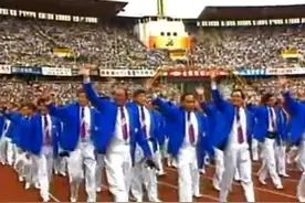 1990年9月22日北京亚运会开幕。 台湾在阔别亚运会20年后第一次以中华台北之名参加了本届亚运会。#北京亚运会 #历史 #历史人物 #历史故事
