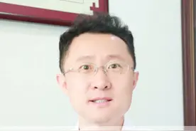 低密度控制多少合适，您的低密度合格吗 #低密度脂蛋白 #健康科普 #高血脂 #抖出健康知识宝藏视频封面