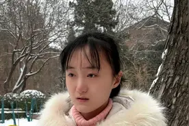 美女博士本科就读西安交通大学保研上清华，研究神经调控医疗器械的磁共振兼容方向，直言自己一直有毕业焦虑，同学也比较内卷#西安交通大学 #保研 #女博士 #清华大学 #毕业焦虑视频封面