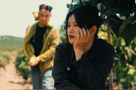 其实很多时候都不想回答一些朋友的异见，做好自己该做的就好了。 但是亮哥想要通过“电影”的形式给大家说说心里话。不管以后有多少流言蜚语，我们依然会坚强且出彩的活着。谢谢所有理解我和不理解我的朋友！#农村生活#我的乡村生活#新农人计划2025#好春光#乡村新农人