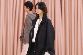 素简静谧 | THE VOICE OF NATURE 「自然，质地有声」
AUM 2024 FASHION SHOW
素简轮廓与微妙肌理，静谧亦丰盈
﻿#AUM噢姆﻿﻿#自然质地有声﻿﻿#AUM2024年度大秀﻿#秀场视频封面