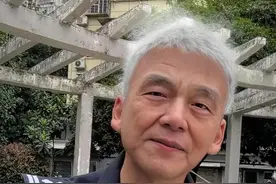 当老警察学会了开美颜……网恋有风险，交友需谨慎 #全民反诈视频封面