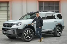 它能满足男人对车的一切需求？ #汽车 #方程豹 #方程豹豹8 #suv视频封面