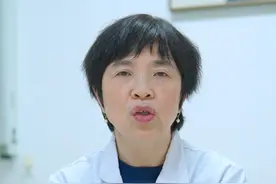 眼睛有闪光感是什么原因？（二） #视网膜脱落 #眼科科普 #涨知识 #健康科普视频封面
