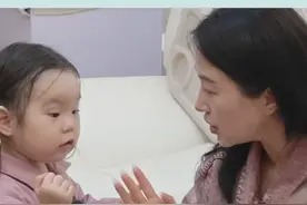 胖嘟嘟的#小宇宙 多#可爱 啊，真让人稀罕！#爸爸当家