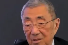 重温名场面！诺贝尔物理学奖得主丁肇中被问给年轻人一些建议，幽默回应：我有两个女儿和一个儿子，他们从来不听我的建议#丁肇中 #诺贝尔奖 #极致与极致的对话视频封面