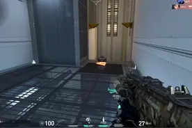 按F切换武器#无畏契约 #游戏日常 #瓦罗兰特 #fps游戏 #下饭操作