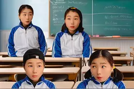 不小心丢了手机，没想到竟扯出校长的大瓜！ #意想不到的结局 #今天你笑了吗 #反转剧情  #一人分饰多角 #校园故事视频封面