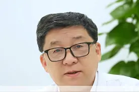 工资低血压高的朋友，劝你多吃10种便宜的降压食物！#高血压 #血压 #硬核健康科普行动 #心脑血管  #许友松医生视频封面