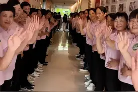上海家政阿姨工作4年，买房买车还攒了30万存款，“2024家政服务人员平均工资7466元”#家政服务 #大学生 （来源：@了不起的周阿姨 ）视频封面