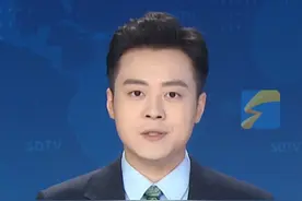 近日，绵阳市商务局印发的工作清单提到，试行4.5天弹性工作制，鼓励有条件的地区推行“周五下午与周末结合”的2.5天休假模式。当地商务局回应：并非强制要求。#休假 #工作日视频封面