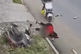 近日，广东揭阳。七旬老人骑车时睡着，撞上路边电动车摔断6根肋骨，家属：对方主动给了2000元#交通安全视频封面