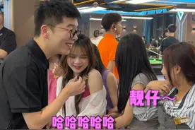 这次踢馆踢到钢板，小姐姐围观有点小紧张，到底能不能赢呢？#台球 #台球路人局 #台球教学视频封面