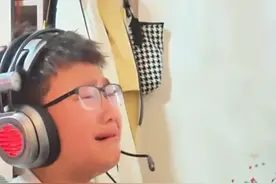 战场如考场！怎么这么输不起！为了提升他游戏抗压能力我也是拼了 #游戏 #逆战烧饼哥 #抖音商城视频封面