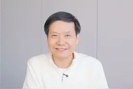 今天挑战了一下年度梗王考试，还是要跟网友们多多学习。最后一道题答案是什么，有朋友知道吗？在线等～#大咖观察 #2024年终梗王大考 #抖音年度哈哈大会视频封面