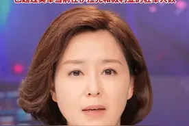 700名海军陆战队成员在洛杉矶附近集结，此前洛杉矶已经部署了约4000名国民警卫队员，美国政府宣布在洛杉矶部署的国民警卫队和海军陆战队人数已超过美军当前在伊拉克和叙利亚的驻军人数#中国蓝新闻主播Talk视频封面