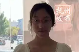 男生晒出女友恋爱四年的变化，谈恋爱后的幸福肉眼可见，网友：爱人如养花，你越用心她越漂亮。