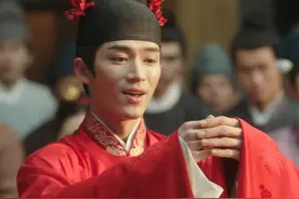 #湖南卫视五福临门  大婚现场柴安转身离去，不愿与素未谋面的人成婚，然而一听到二娘福慧的话，瞬间就明白和自己成亲的人正是三娘康宁！真香现场#电视剧五福临门视频封面