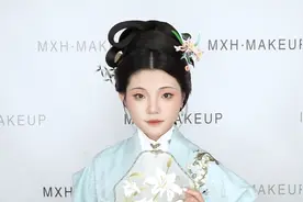 不挑胖瘦还修饰脸型的明制汉服造型，教程详细视频封面