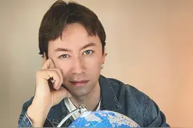 你有没有发现，自从2020年以来时间过得越来越快了#科普 #剧情演绎 #一人分饰多角 #傅科摆实验