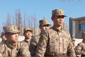 特殊的入连仪式！新战士体验用身体连接电话线 视频封面