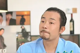40岁的男人爱一个女人会有什么表现？ #情感共鸣 #女性智慧 #带你了解男人视频封面