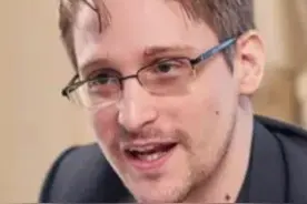 美国中央情报局特工，带170万份绝密文件逃到香港，遭全球通缉 #斯诺登 #真实事件 #人物故事视频封面