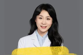阿仑膦酸钠怎么吃效果最好 抗骨质疏松经典用药，阿仑膦酸钠怎么吃效果最好？#河北医科大学第三医院 #骨质疏松药物视频封面