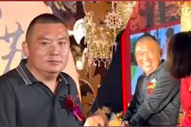 爸爸娶儿媳和嫁闺女的“双面”人生，女儿灵魂拷问：“偷”与“被偷” 能一样吗？#婚礼  #女儿出嫁视频封面