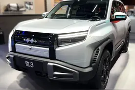 2025款方程豹钛3静态体验，外观与内饰全方位展示 #dou是好车