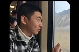 子恒爸爸：父亲数十年如一日的，帮儿子做康复训练 #子恒爸爸 #自闭症 #早日康复 #父母之爱子则为之计深远