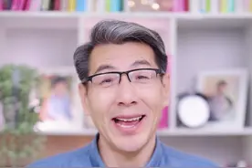 宝宝一岁半以后扔东西该怎么办？#金牌育言家 #老师请解答 #宝宝扔东西 #育儿 